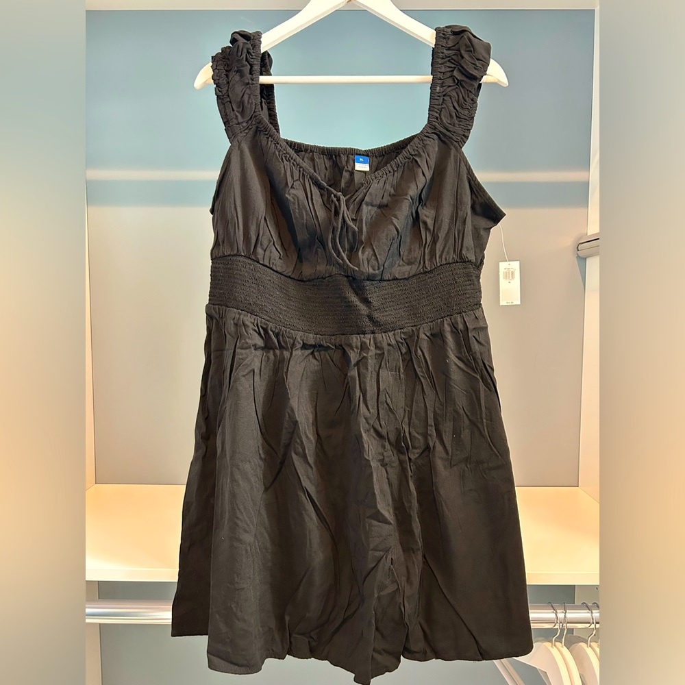 NWT Old Navy dresses. Black. Brand new! Gorgeous tie detail in front. So cute!